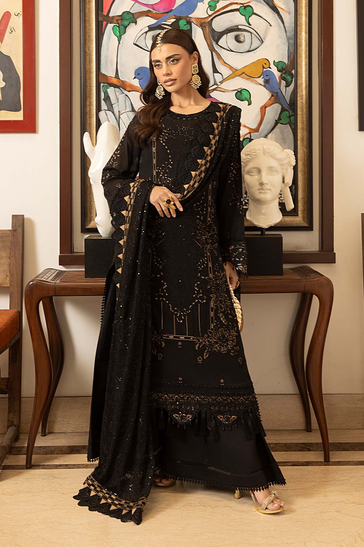 Raeesa Premium | Noir Ember | HS - 36