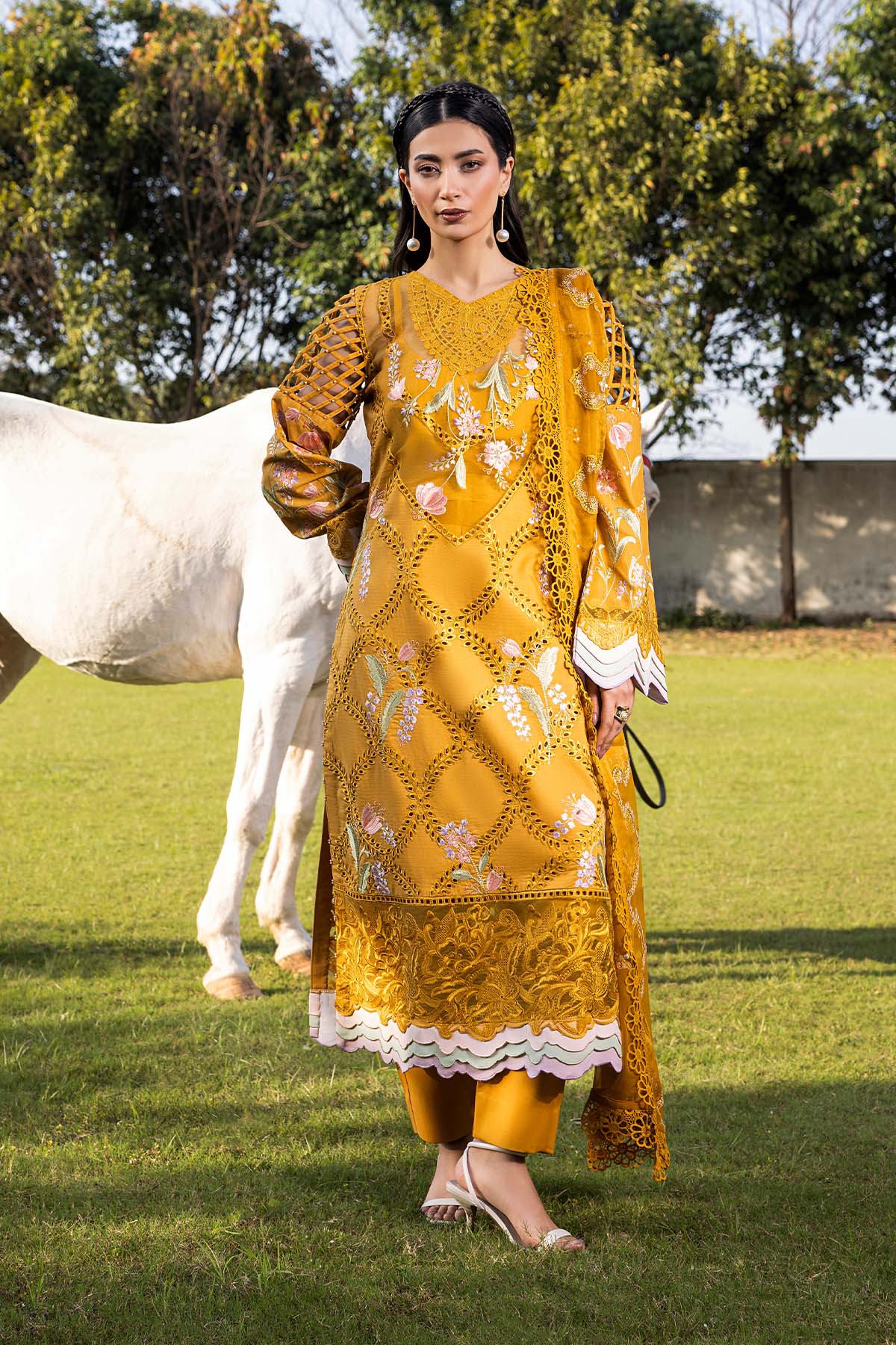 Raeesa Premium | Buttercup | SR-001