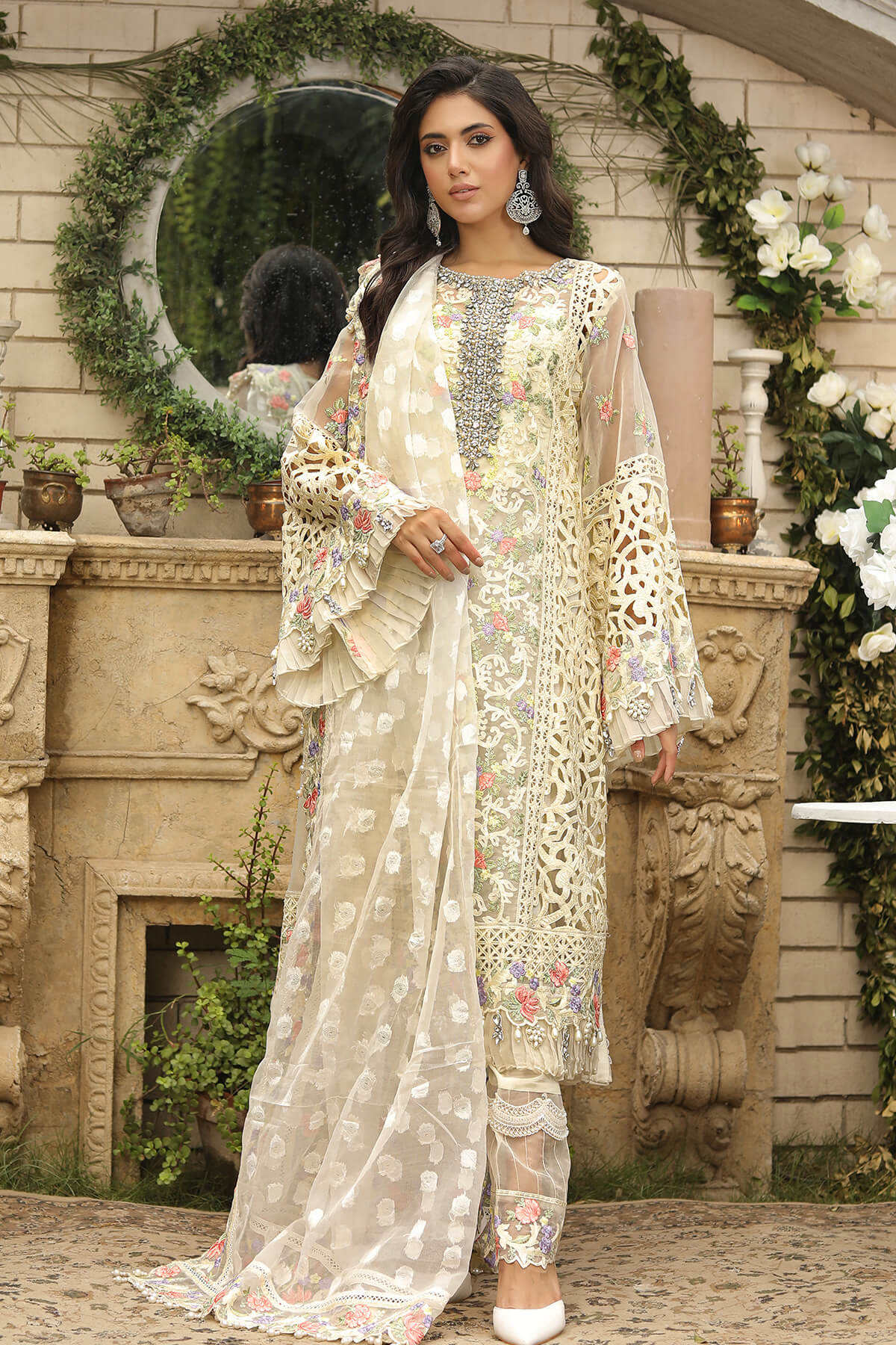 Raeesa Premium | Wajadan | WD-8 Ivory