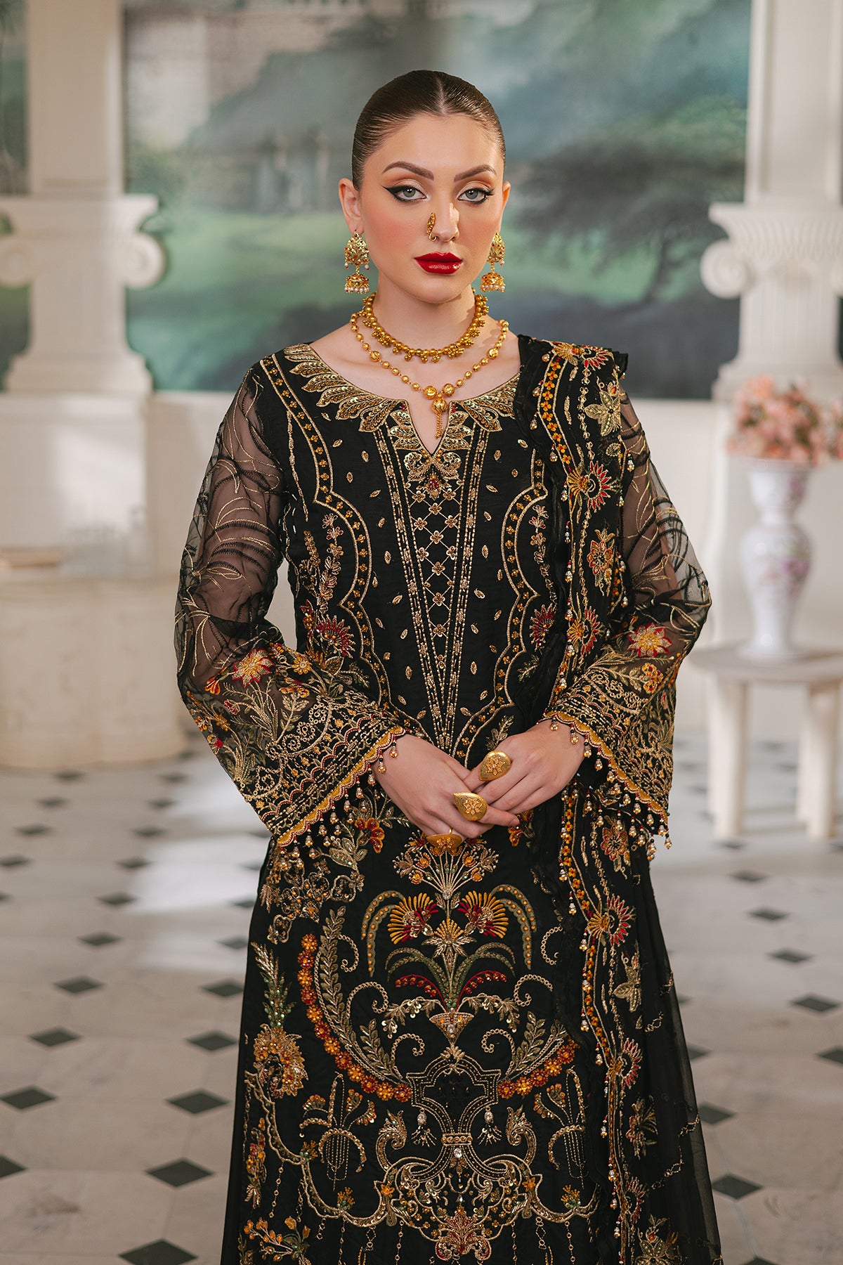 Raeesa Premium | HU - 46 Black Swan